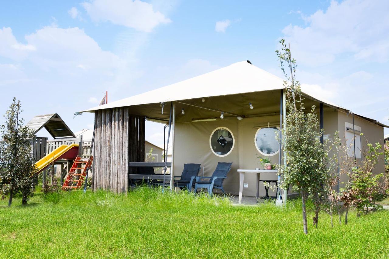Boerderij Camping Nixhoeve Genderen Экстерьер фото
